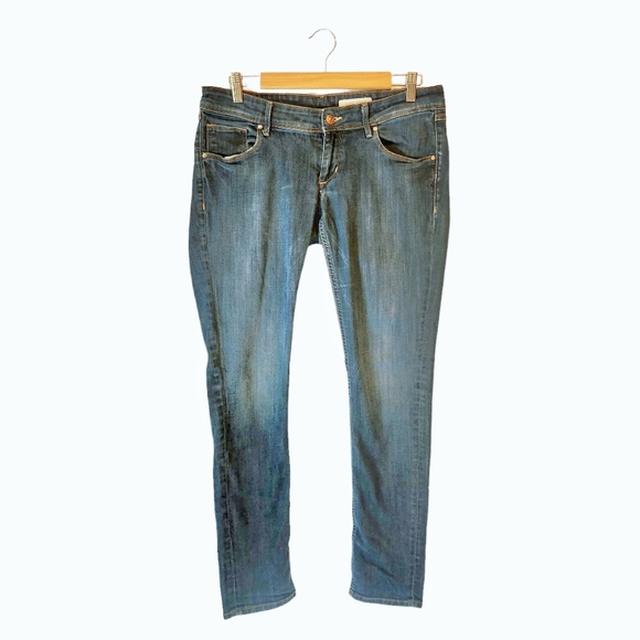 Levi's Denim - Levi's Womens Super Skinny super‎ low waist jeans Size 32 x 32 Med Wash